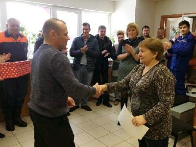 С БЛАГОДАРНОСТЬЮ ЗА ДОЛГИЙ И ПЛОДОТВОРНЫЙ ТРУД